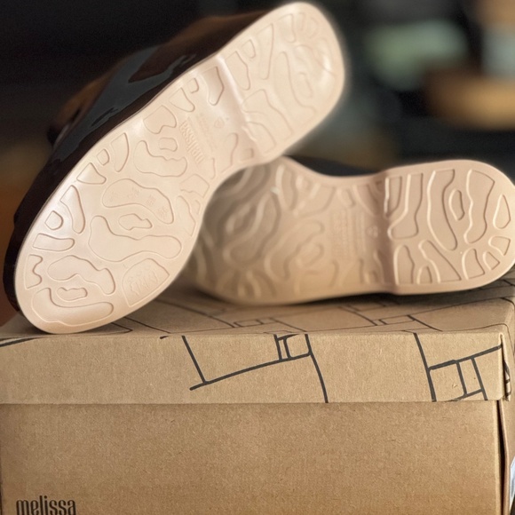 Platform Mules Black Patent vegan - Picture 9 of 11